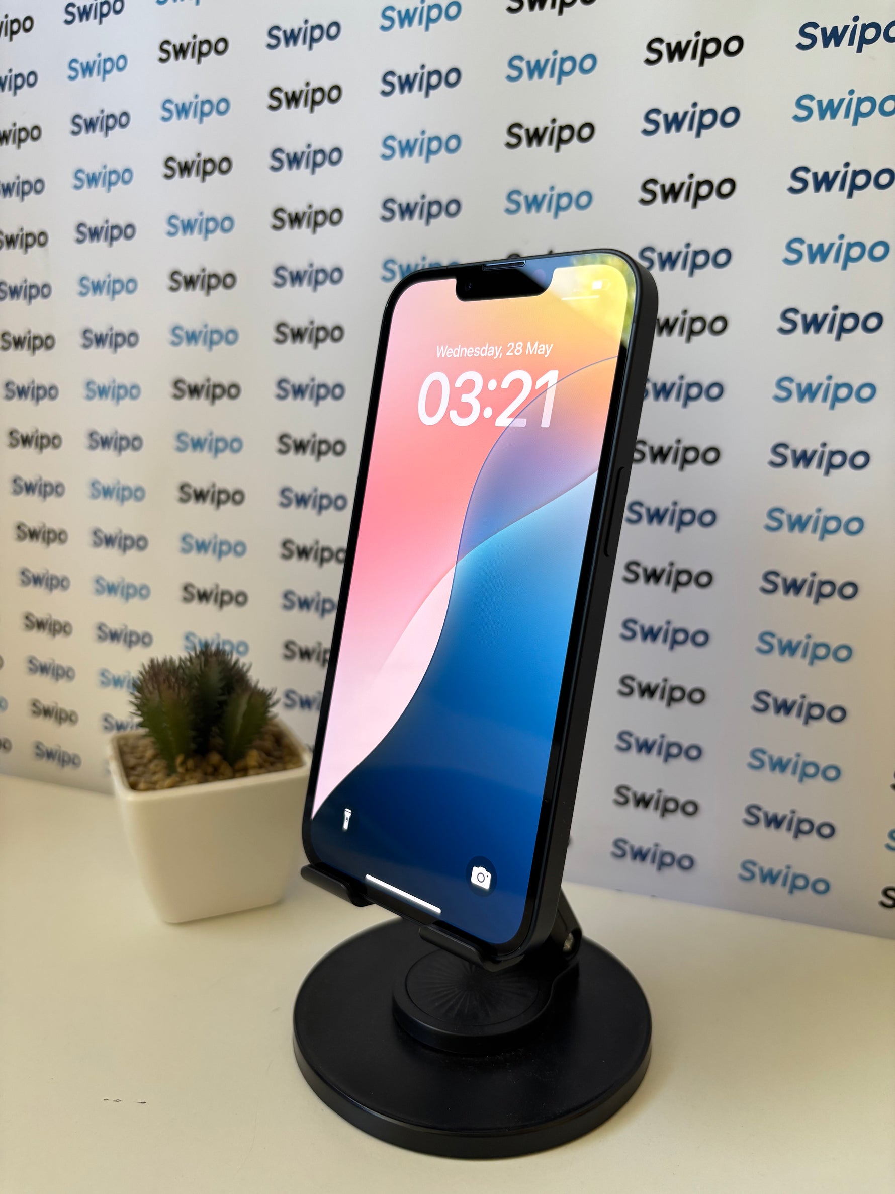 iPhone 13 Medianoche